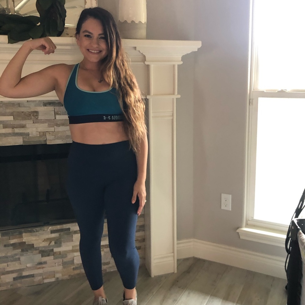 Meet your Posher, Roxy